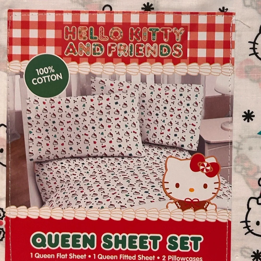 HELLO KITTY Christmas Themed 4 Piece Queen Sheet Set Made By Sanrio NWTS